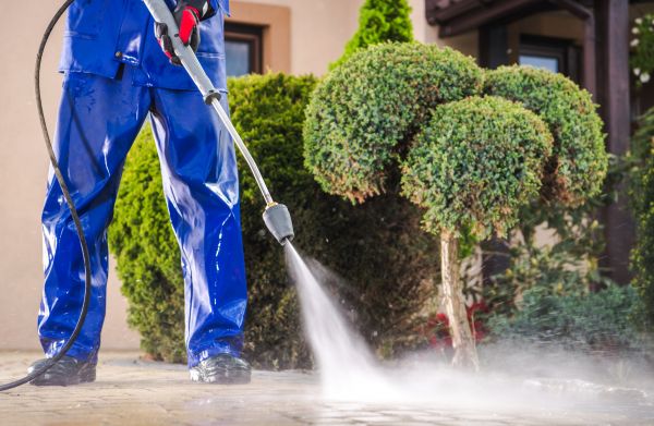 Driveway Cleaning in Round Rock