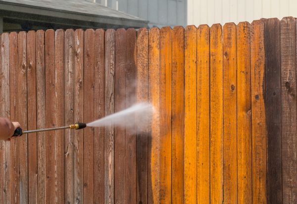 Fence Power Washing in Round Rock