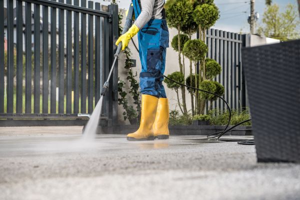 Driveway Power Washing in Round Rock