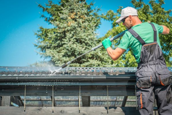 Gutter Power Washing in Round Rock