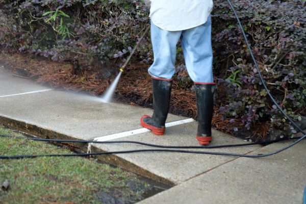 Sidewalk Washing in Round Rock