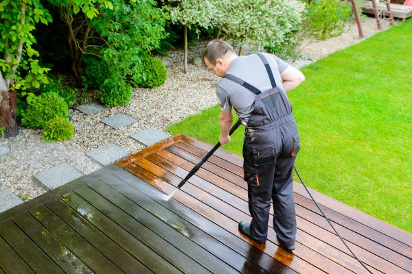 Deck And Patio Cleaning in Round Rock