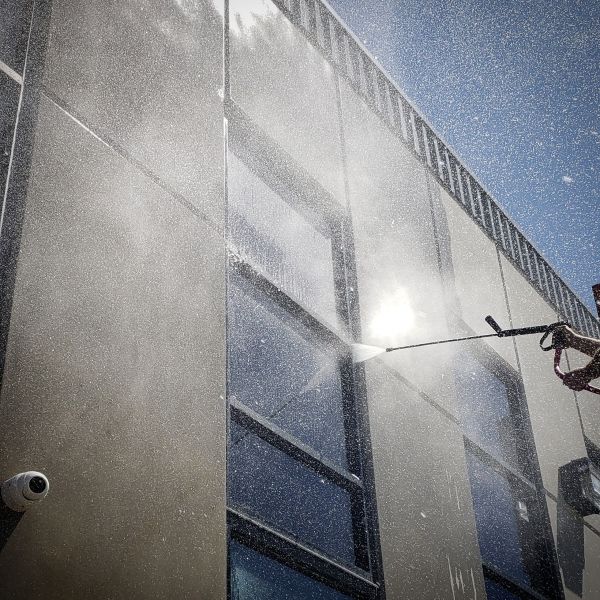 Exterior Building Washing in Round Rock
